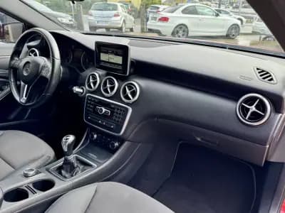 Sell Mercedes-Benz A 180 2015 - 15750 EUR, 130000 km - AUTO.MOTO.pt