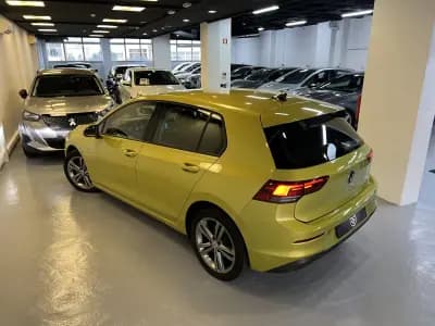 Sell Volkswagen Golf 2021 - 17990 EUR, 50000 km - AUTO.MOTO.pt