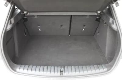 Vendo BMW 116 2020 - 22990 EUR, 121000 km - AUTO.MOTO.pt