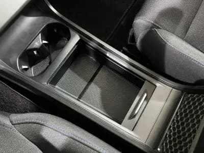 Vendo MG MG4 2023 - 19600 EUR, 23467 km - AUTO.MOTO.pt