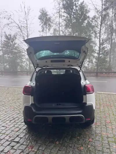 Sell Citroën C3 Aircross 2021 - 15250 EUR, 180999 km - AUTO.MOTO.pt