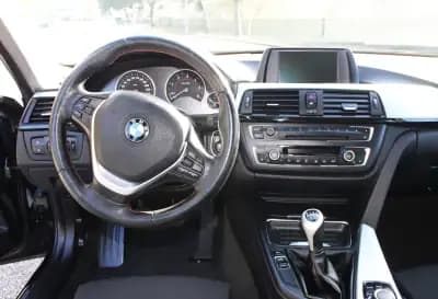 Vendo BMW 318 2013 - 14900 EUR, 154000 km - AUTO.MOTO.pt