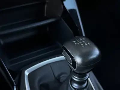 Vendo Peugeot 2008 2020 - 16990 EUR, 140450 km - AUTO.MOTO.pt