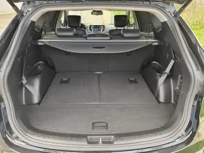 Vendo Hyundai Santa Fe 2016 - 21950 EUR, 149998 km - AUTO.MOTO.pt