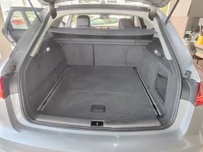 Vendo Audi A6 Avant 2018 - 22950 EUR, 153300 km - AUTO.MOTO.pt