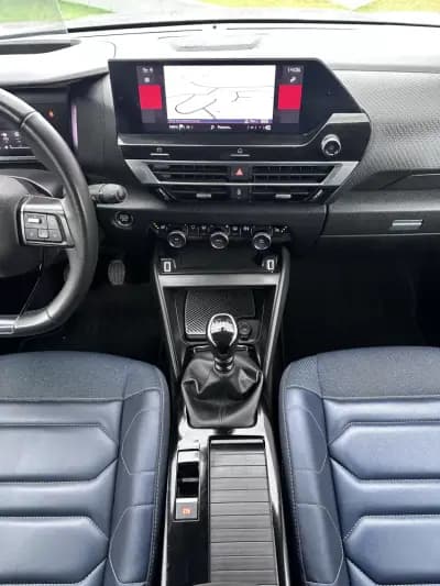 Vendo Citroën C4 2021 - 15900 EUR, 175000 km - AUTO.MOTO.pt