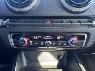 Vendo Audi A3 Sportback 2013 - 15990 EUR, 174000 km - AUTO.MOTO.pt