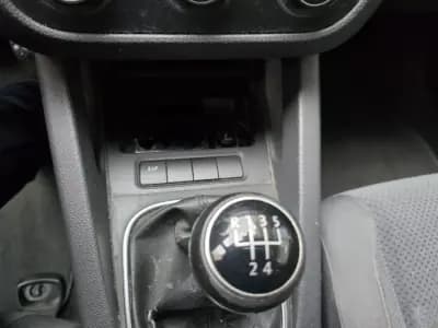 Sell Volkswagen Golf 2006 - 4999 EUR, 168497 km - AUTO.MOTO.pt