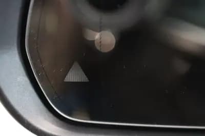 Sell Mercedes-Benz GLC 350 2017 - 39900 EUR, 90000 km - AUTO.MOTO.pt