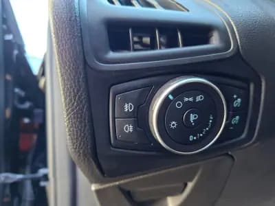 Sell Ford Focus 2018 - 9850 EUR, 109500 km - AUTO.MOTO.pt