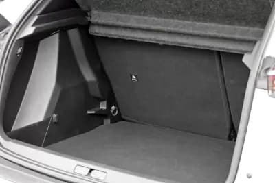 Vendo Peugeot 2008 2024 - 21450 EUR, 23450 km - AUTO.MOTO.pt