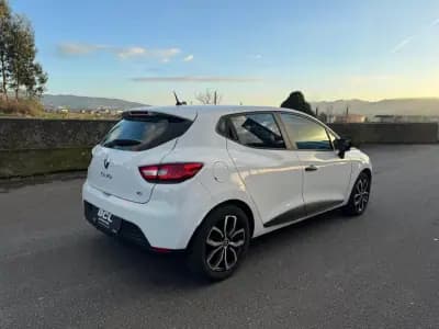 Sell Renault Clio 2016 - 9990 EUR, 114000 km - AUTO.MOTO.pt