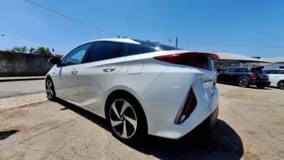 Sell Toyota Prius 2019 - 19000 EUR, 80000 km - AUTO.MOTO.pt