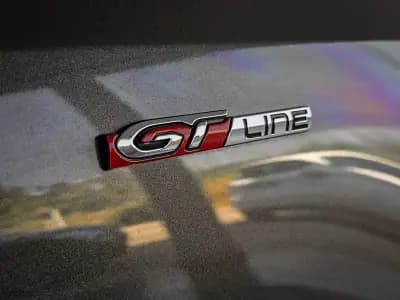 Sell Peugeot 308 SW 2015 - 13950 EUR, 179000 km - AUTO.MOTO.pt