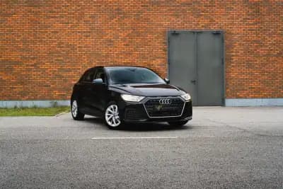 Vendo Audi A1 Sportback 2021 - 19900 EUR, 76000 km - AUTO.MOTO.pt