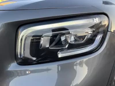 Sell Mercedes-Benz GLB 200 2021 - 28450 EUR, 180000 km - AUTO.MOTO.pt