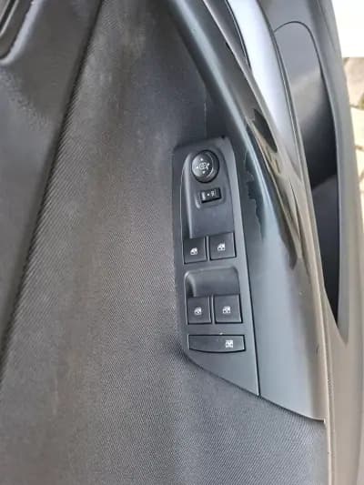 Vendo Opel Astra 2016 - 11000 EUR, 81600 km - AUTO.MOTO.pt