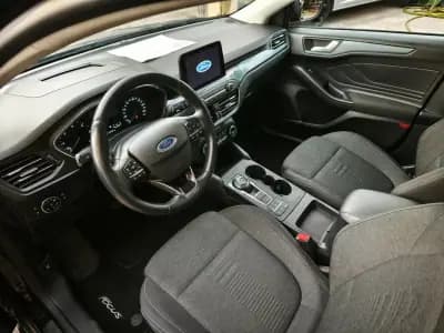 Vendo Ford Focus 2020 - 19900 EUR, 120000 km - AUTO.MOTO.pt