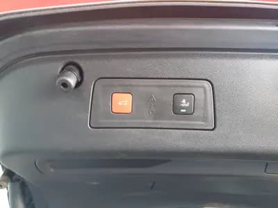 Sell Peugeot 508 SW 2021 - 19999 EUR, 106000 km - AUTO.MOTO.pt