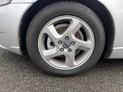 Vendo Volvo 121 2010 - 8900 EUR, 249460 km - AUTO.MOTO.pt