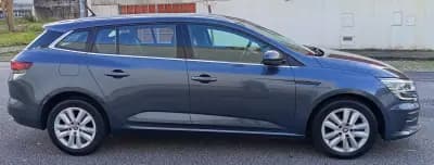Vendo Renault Mégane 2022 - 14990 EUR, 112100 km - AUTO.MOTO.pt