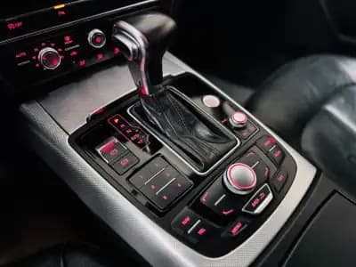 Vendo Audi A6 Avant 2011 - 14950 EUR, 197000 km - AUTO.MOTO.pt