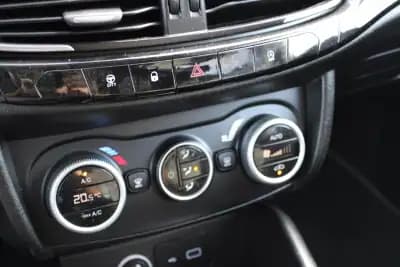 Vendo Fiat Tipo 2022 - 11990 EUR, 132000 km - AUTO.MOTO.pt