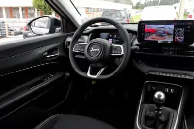 Sell Jeep Avenger 2025 - 23750 EUR, 20000 km - AUTO.MOTO.pt