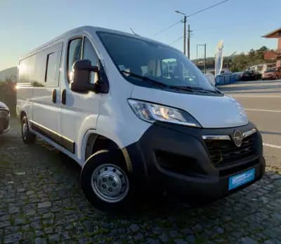 Vendo Opel Movano 2023 - 35950 EUR, 63000 km - AUTO.MOTO.pt