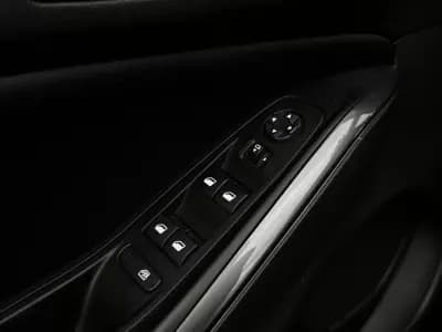 Vendo Opel Grandland X 2021 - 19990 EUR, 113300 km - AUTO.MOTO.pt