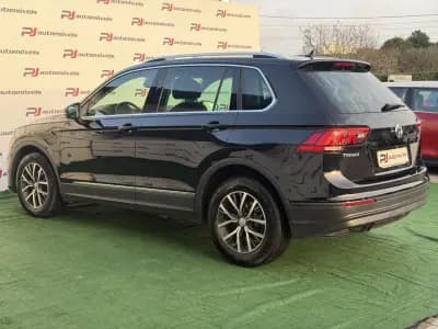 Sell Volkswagen Tiguan 2018 - 19990 EUR, 167400 km - AUTO.MOTO.pt