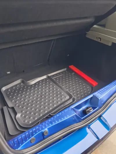 Vendo Dacia Sandero 2020 - 10400 EUR, 108000 km - AUTO.MOTO.pt