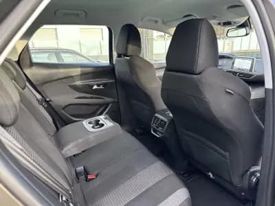 Vendo Peugeot 3008 2019 - 13900 EUR, 180000 km - AUTO.MOTO.pt
