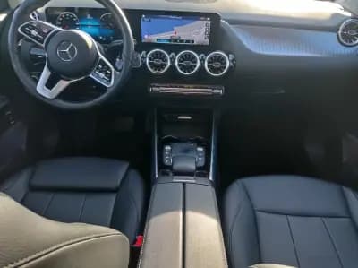 Vendo Mercedes-Benz EQA 2022 - 34900 EUR, 57500 km - AUTO.MOTO.pt