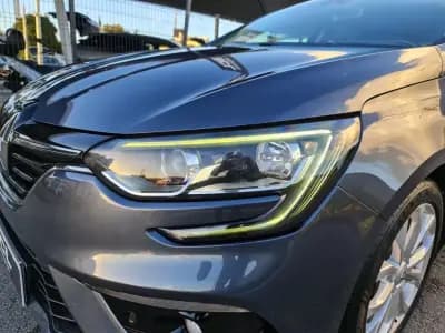 Vendo Renault Mégane 2016 - 14990 EUR, 179000 km - AUTO.MOTO.pt
