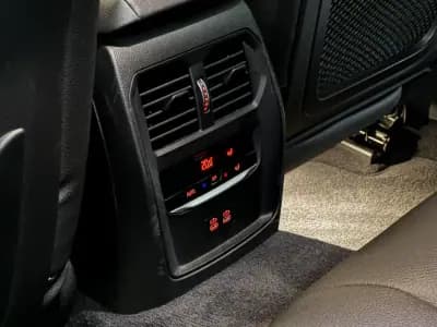 Vendo BMW 318 2022 - 29990 EUR, 100253 km - AUTO.MOTO.pt