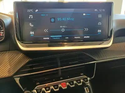 Sell Peugeot 208 2025 - 20000 EUR, 9870 km - AUTO.MOTO.pt