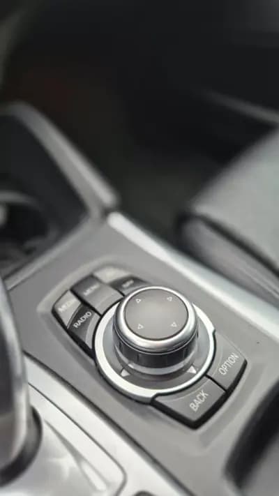 Vendo BMW X6 2014 - 29990 EUR, 155000 km - AUTO.MOTO.pt