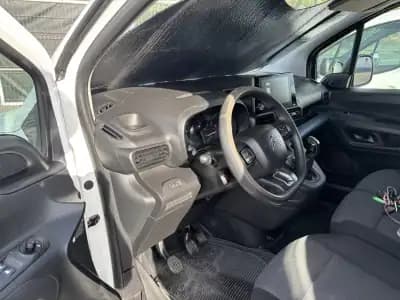 Sell Citroën Berlingo 2019 - 13500 EUR, 163017 km - AUTO.MOTO.pt