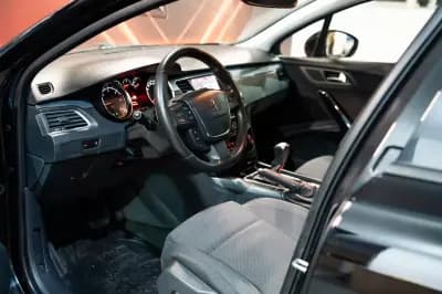 Sell Peugeot 508 SW 2011 - 7990 EUR, 272000 km - AUTO.MOTO.pt