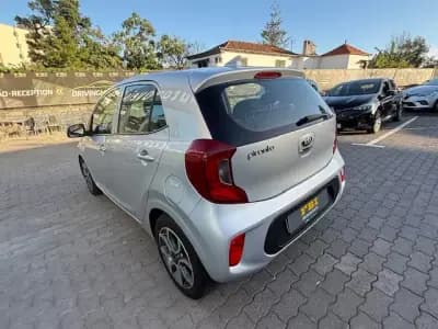 Sell Kia Picanto 2021 - 12500 EUR, 83300 km - AUTO.MOTO.pt