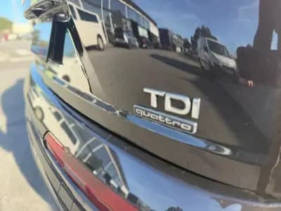 Vendo Audi Q7 2015 - 32900 EUR, 220901 km - AUTO.MOTO.pt