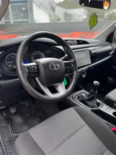 Sell Toyota Hilux 2018 - 19430 EUR, 249455 km - AUTO.MOTO.pt