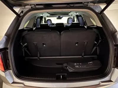 Sell Kia Sorento 2021 - 37900 EUR, 116815 km - AUTO.MOTO.pt