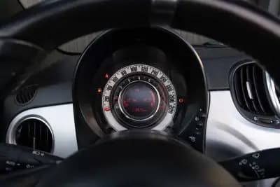 Vendo Fiat 500C 2021 - 11600 EUR, 114000 km - AUTO.MOTO.pt