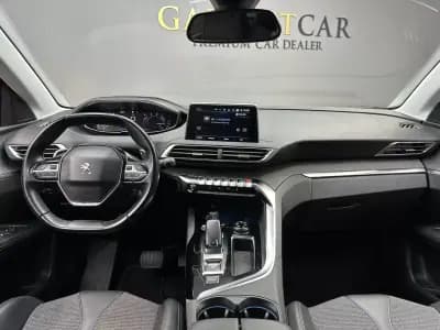 Vendo Peugeot 3008 2020 - 20100 EUR, 142000 km - AUTO.MOTO.pt