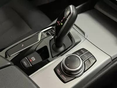 Vendo BMW 520 2018 - 24990 EUR, 153000 km - AUTO.MOTO.pt