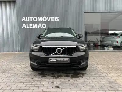 Vendo Volvo XC 40 2019 - 25250 EUR, 100076 km - AUTO.MOTO.pt
