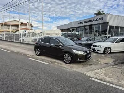 Vendo Citroën DS4 2012 - 11400 EUR, 214040 km - AUTO.MOTO.pt