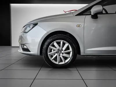 Vendo SEAT Ibiza 2015 - 11950 EUR, 80000 km - AUTO.MOTO.pt